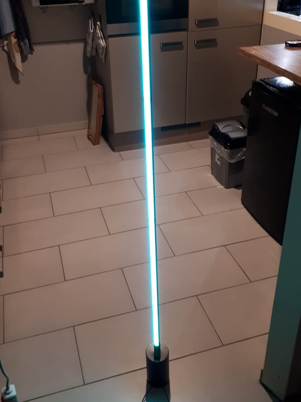 Sensic SL-1 corner lamp blue